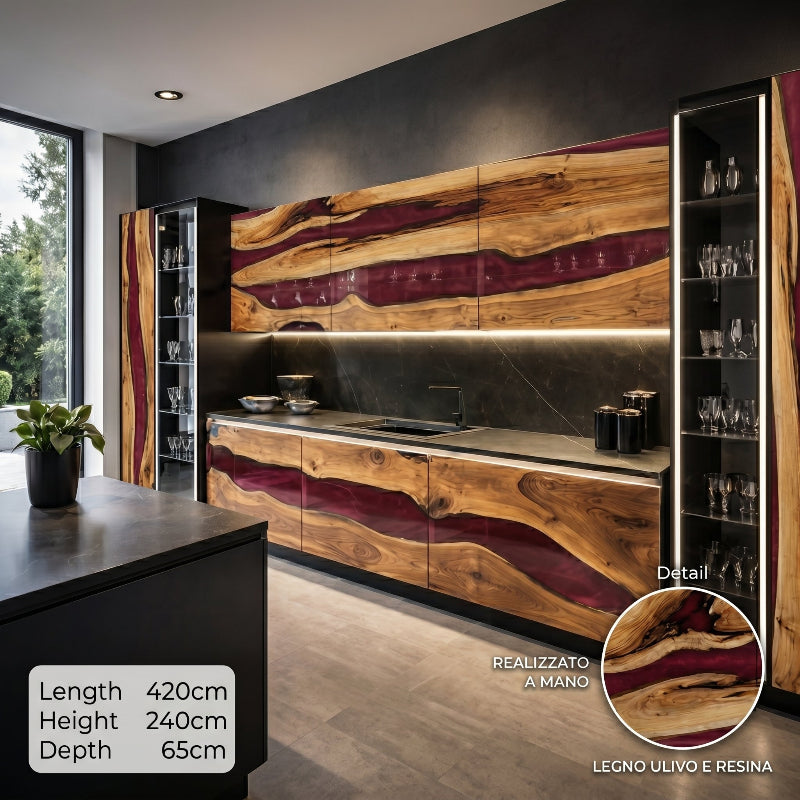 Concept scheda tecnica di progetto per cucina lineare su misura (420x240x65 cm), con mobili e pensili realizzati in legno di ulivo naturale e resina epossidica bordeaux.
